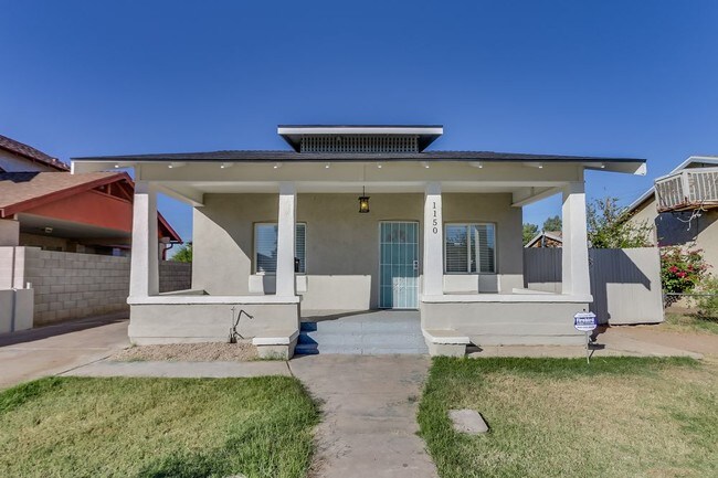 Building Photo - 1150 E Garfield St