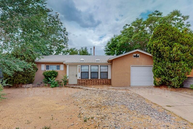 Foto principal - 3035 Manzano St NE