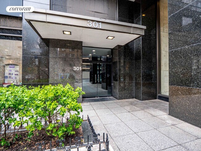 Foto del edificio - 301 E 57th St
