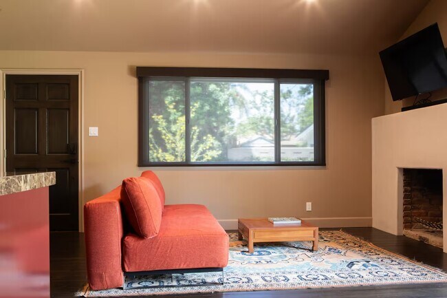 Foto del edificio - 5234 Ethel Ave