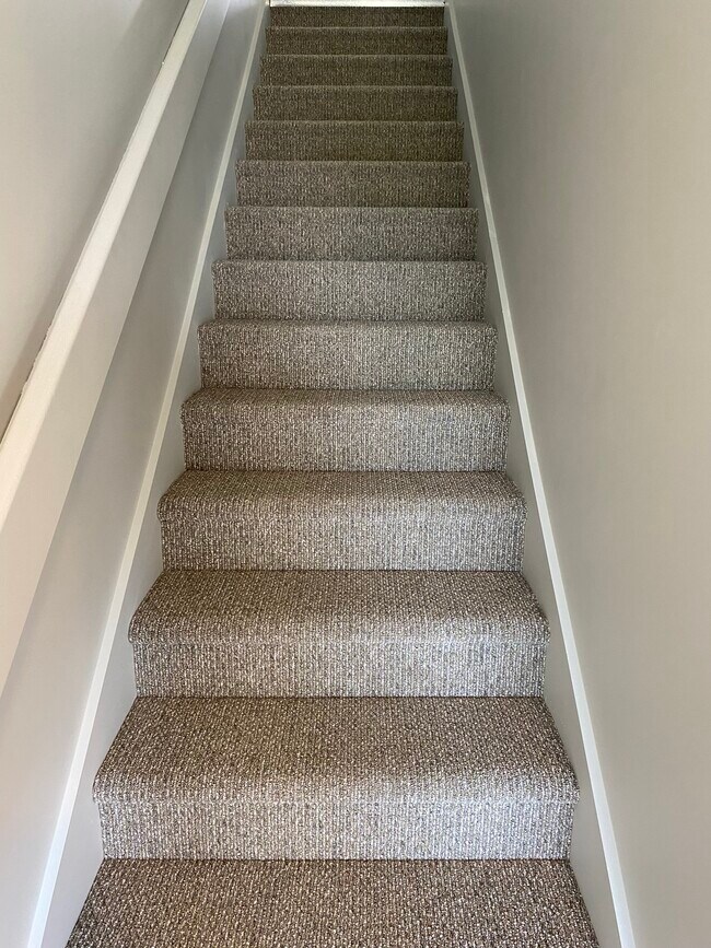 Photo du bâtiment - 291 Rainsford Ln