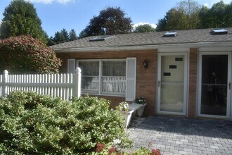 Building Photo - 28 Rinkus Dr