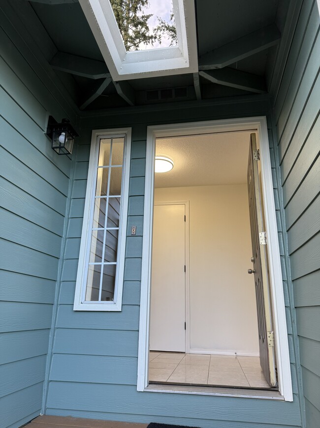 Foto del edificio - 13235 SW Barberry Dr