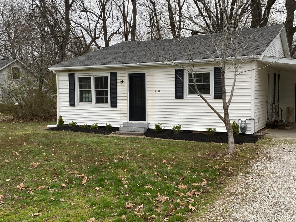 2222 W Hovekamp Rd, Paducah, KY 42003 House Rental in Paducah, KY