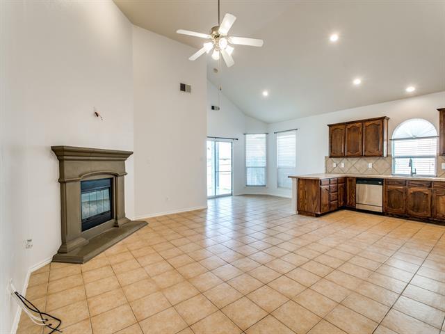 Building Photo - 6357 Redeagle Creek Dr
