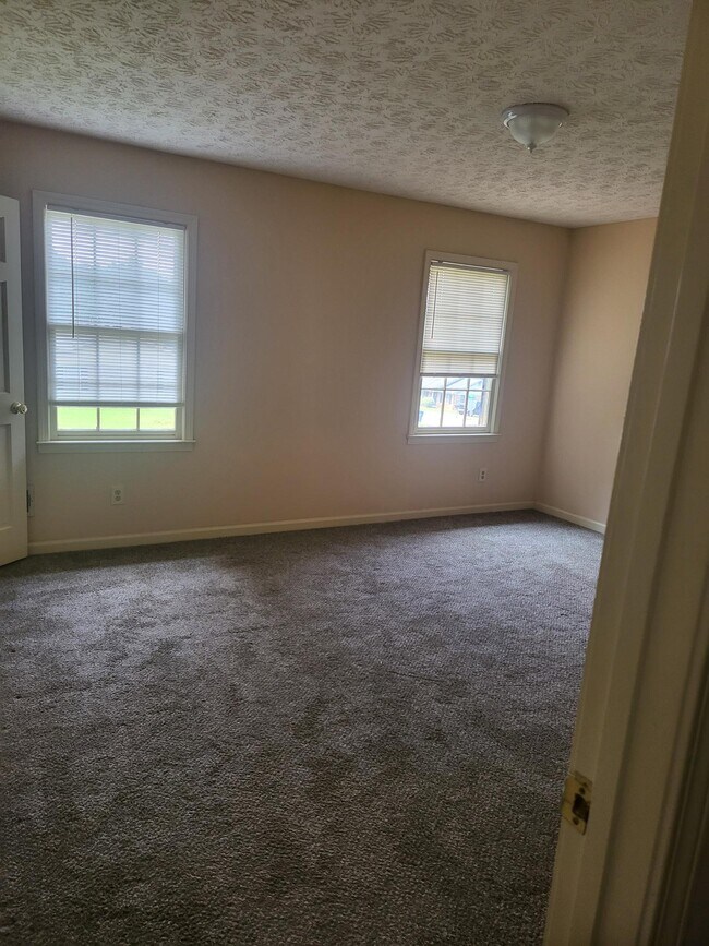 Front Bedroom - 231 Scarlet Way