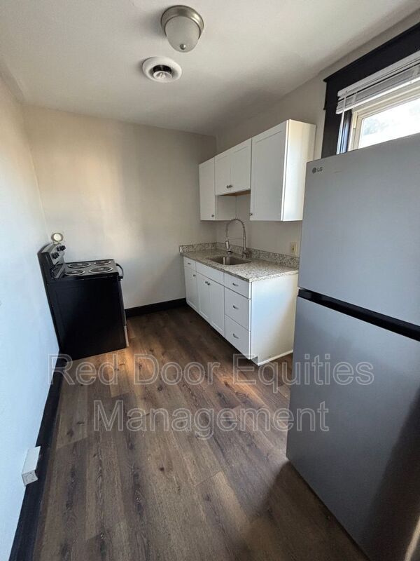 Building Photo - 508 N Columbus St