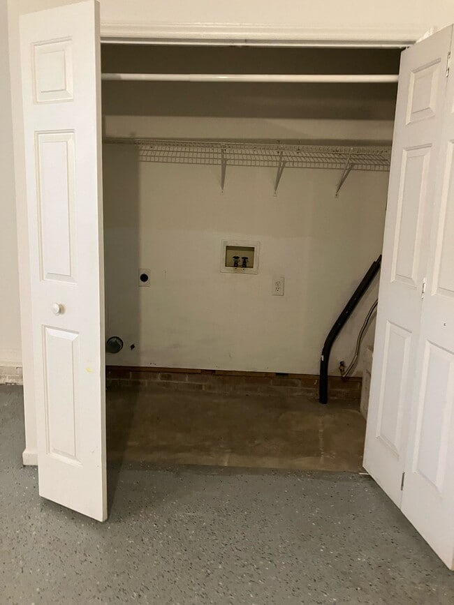 Building Photo - 113 St Ayers Way