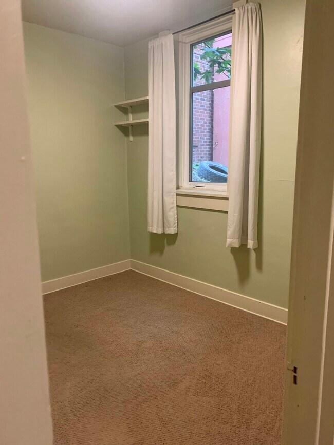 Foto del edificio - 1120 Finnegan Way