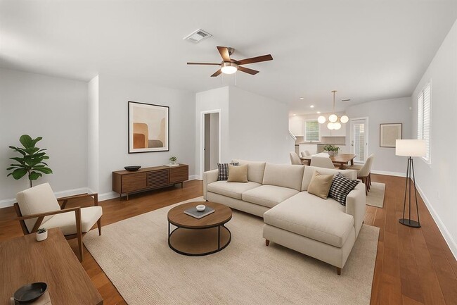 Building Photo - 2311 Santa Rita St