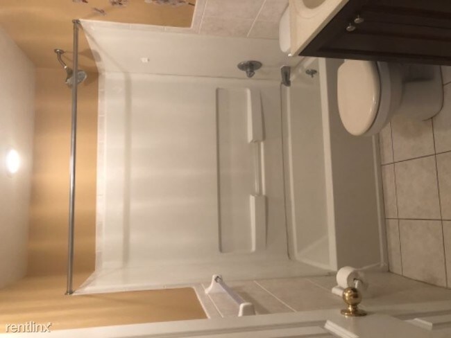 Foto del edificio - 65 Sideview Ave