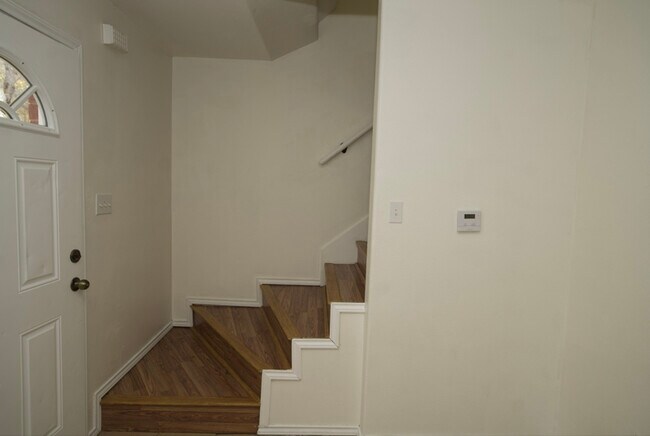 Foto del edificio - 746 Sonesta Dr