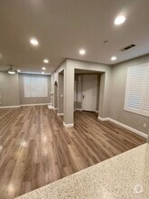 Building Photo - 414 Timberwood