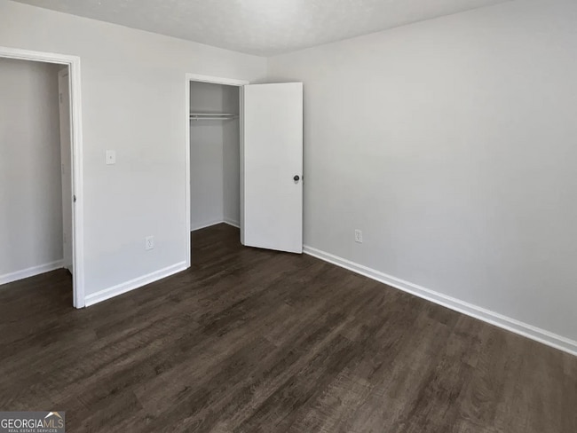 Foto del edificio - 4674 Hairston Crossing Way