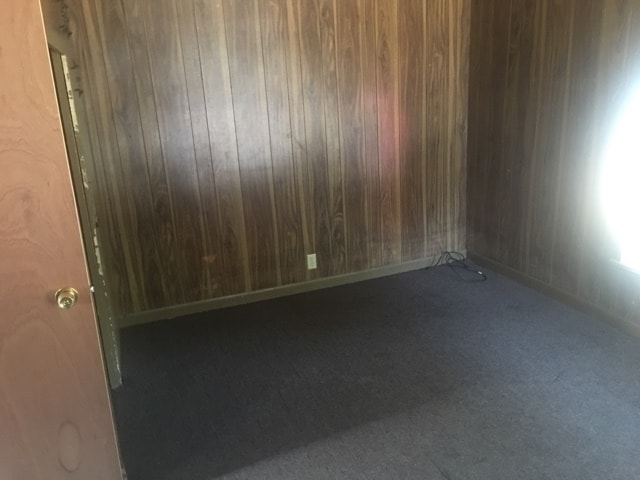 Building Photo - Fall Special Eligible!