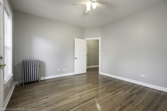 Building Photo - 1169 E 54th St