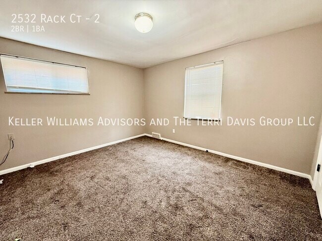 Foto del edificio - 2532 Rack Ct