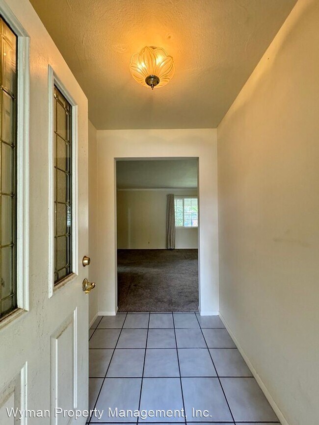 Building Photo - 3 br, 2 bath House - 2511 Linda Vista