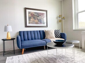 Building Photo - 2515 Burnet Ave