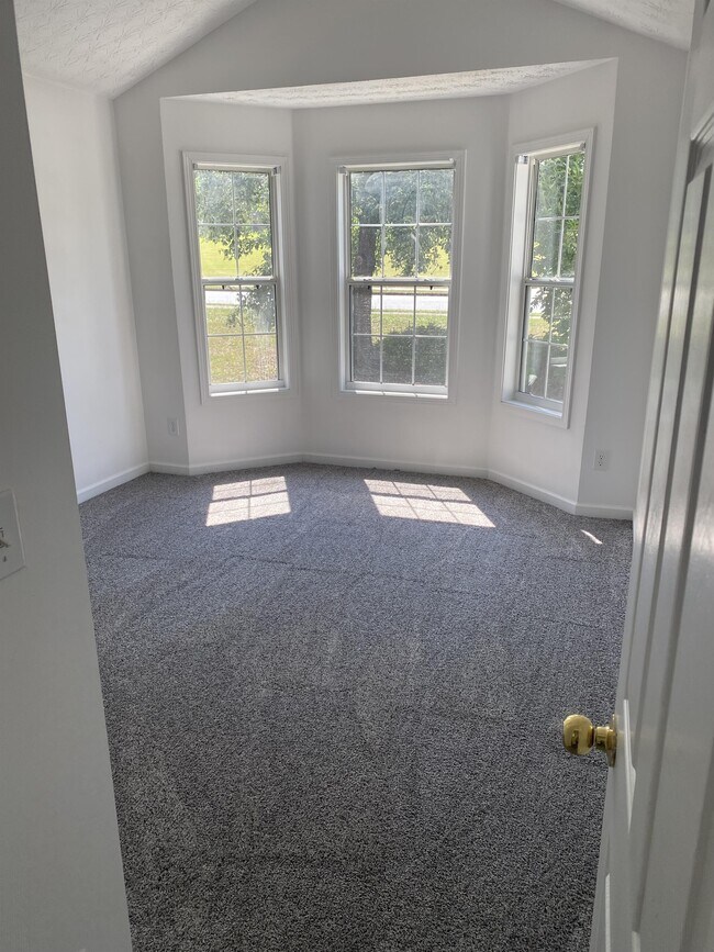 Building Photo - 1432 Armende Cir
