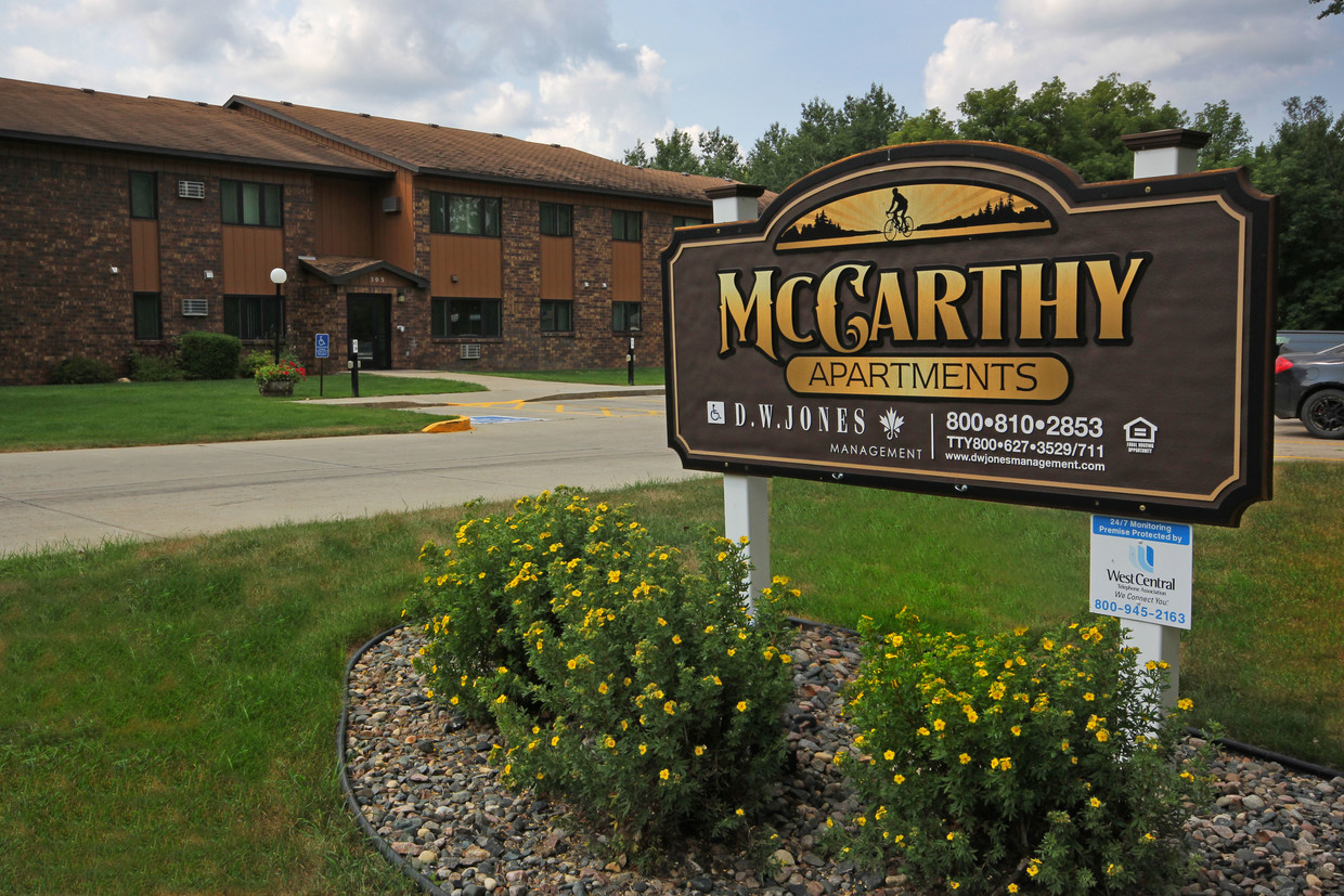 Primary Photo - McCarthy Apartments