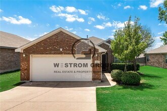 Building Photo - 6625 Chalk River Dr