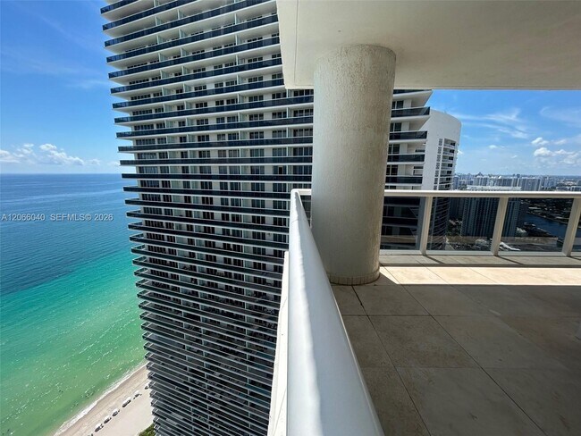 Foto del edificio - 1800 S Ocean Dr