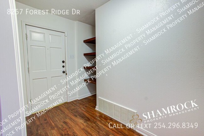 Foto del edificio - Lakeview Property in Midway ISD