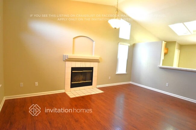 Building Photo - 795 Foxtrotter Way