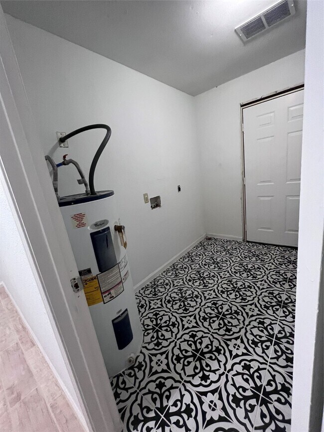 Foto del edificio - 21534 Cedar Ln