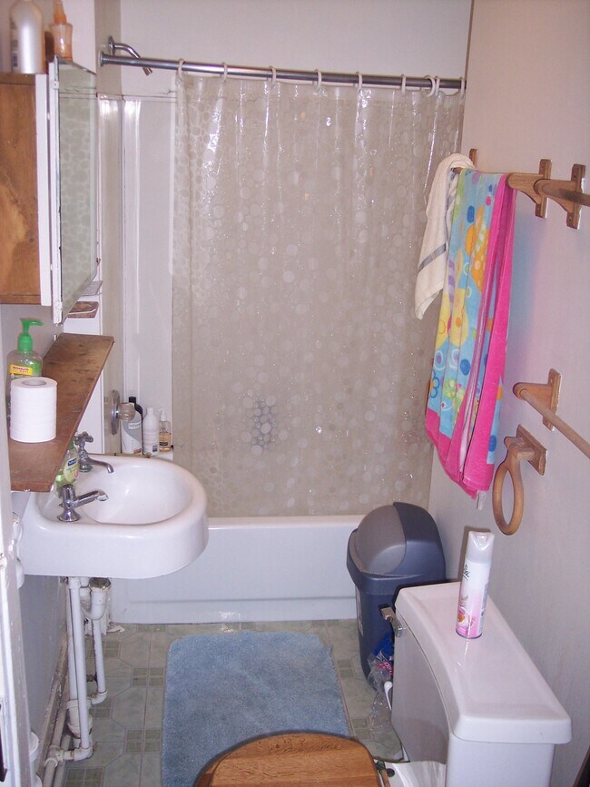 Foto del edificio - 309 W Oregon St