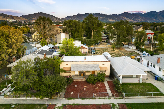 Foto del edificio - 1045 S Jefferson St