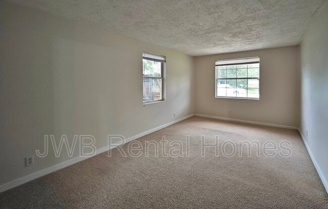 Foto del edificio - 1292 Peacefield Dr