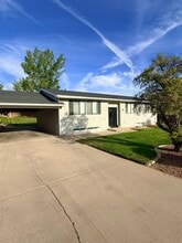 Building Photo - 247 N Cove Dr