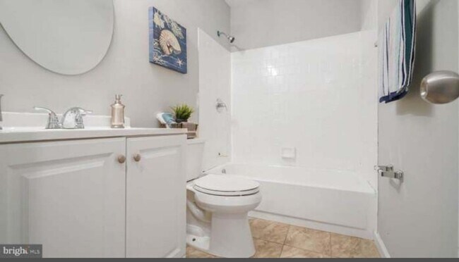 Building Photo - Charming 3BR/2-1/2 Bath Condo in Severn