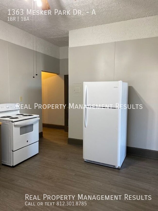 Building Photo - 1 Bedroom, 1 Bath, Westside, Evansville