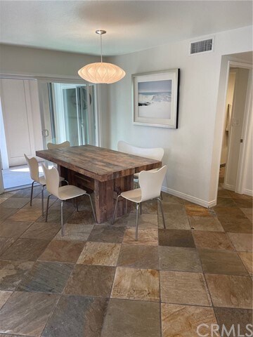 Foto del edificio - 34022 Selva Rd