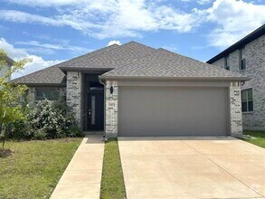 Building Photo - 3415 Flatiron Dr