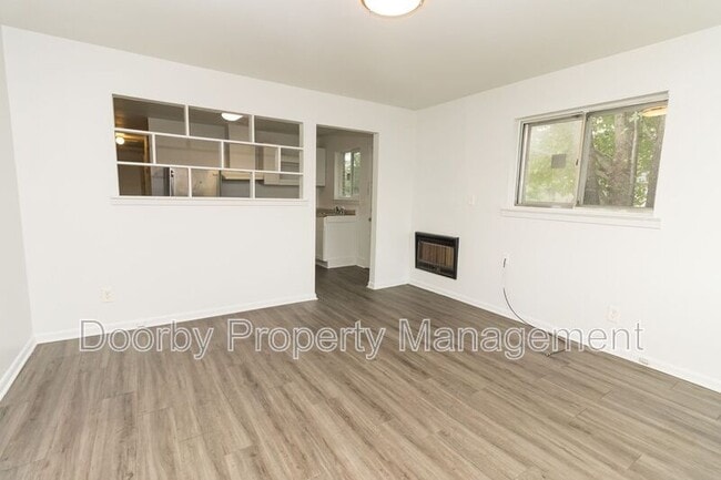 Building Photo - 3994 Hughes Ave