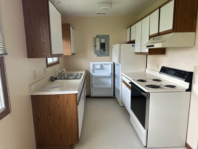 Building Photo - 912 Honey Locust Dr