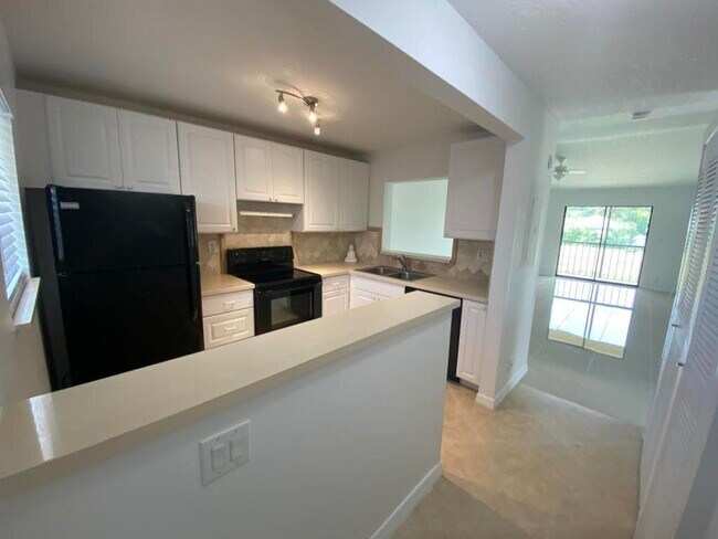 Foto del edificio - 9431 Boca Cove Cir