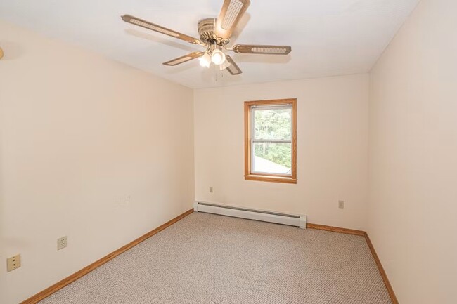 Building Photo - 80 Riggs Dr