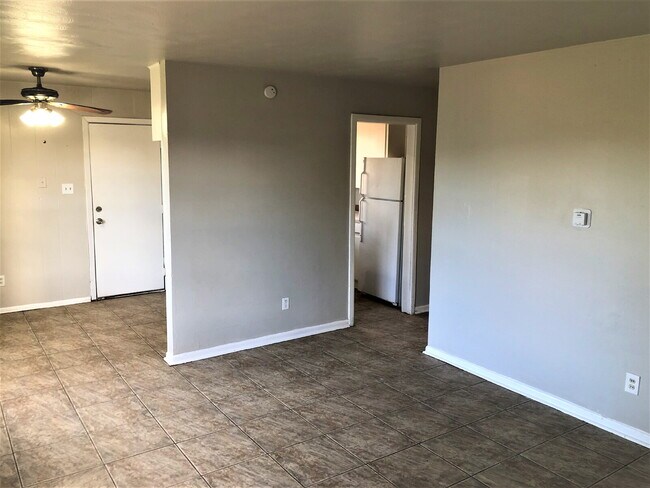 Foto del edificio - Adorable Home Located Down the Street from Alderson Elementary!