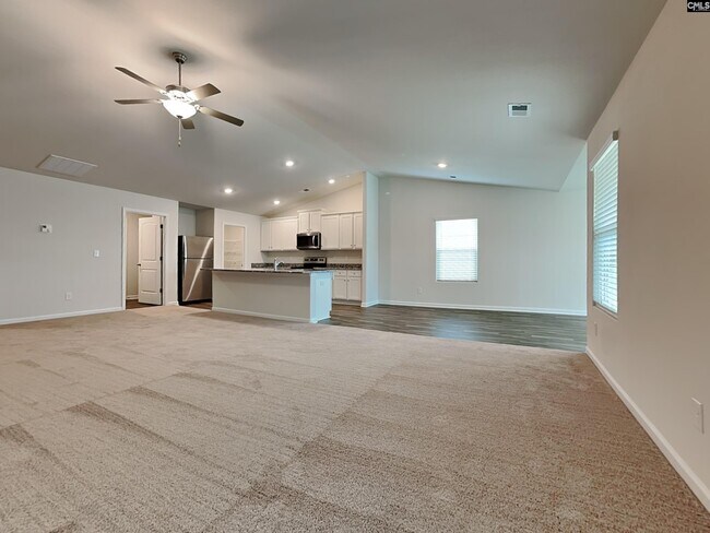 Building Photo - 202 Sundew Rd