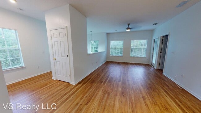 Building Photo - 3 br, 2 bath House - 3884 Summer Grove Way...