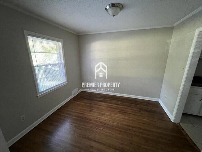 Building Photo - 1720 Goodhaven Dr