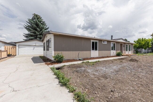 Building Photo - 2818 N Joel Rd