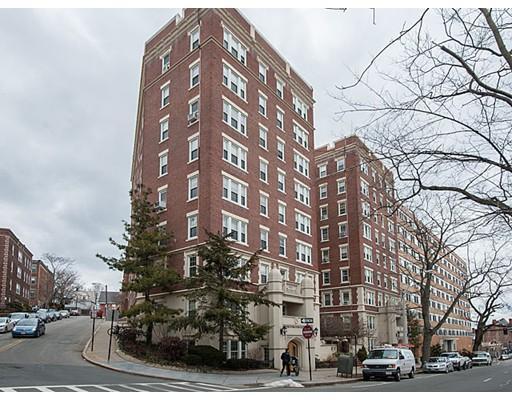 Building Photo - 1450 Beacon St