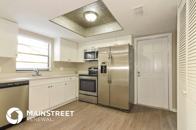 Foto del edificio - 612 Angelica Pl