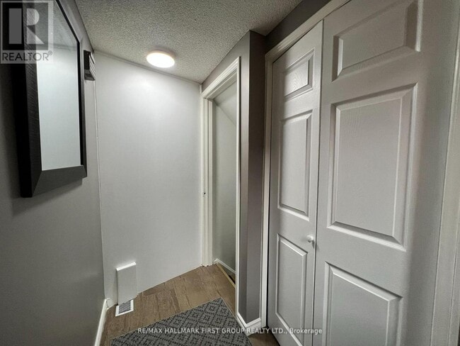 Building Photo - 1731 Echo Point Ct